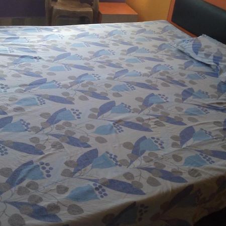 Ishan Paying Guest House Варанаси Екстериор снимка