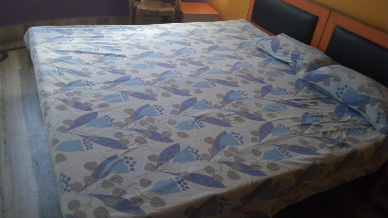 Ishan Paying Guest House Варанаси Екстериор снимка